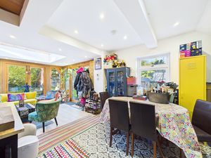 Photo 6- click for photo gallery